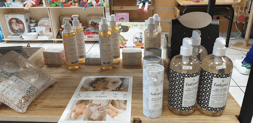 Ma cabane dans les étoiles neuilly plaisance - produits