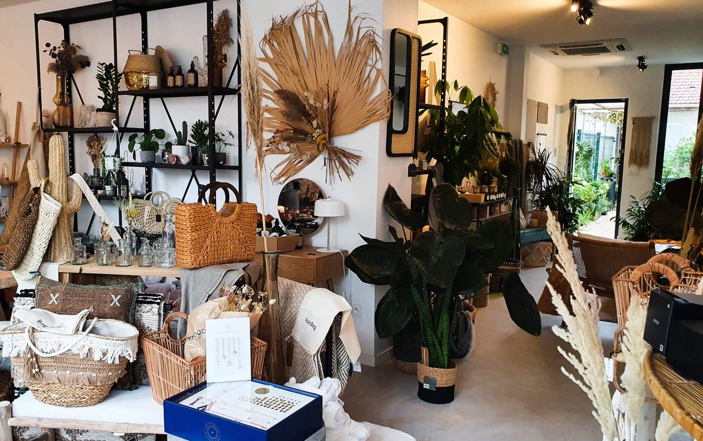 Intérieur du concept-store