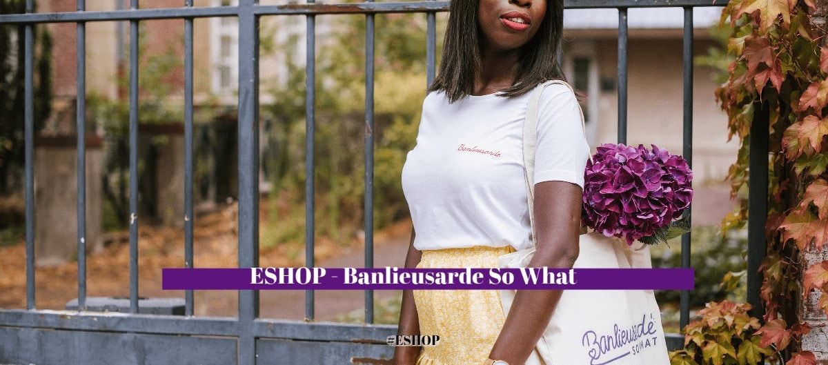 Mannequin portant le t-shirt brodé et le tote bag Banlieusarde So What