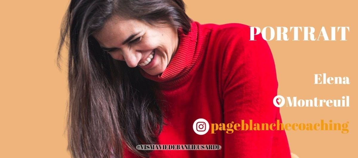 Portrait d'une femme aux longs cheveux bruns riant, vêtue d'un pull rouge à col roulé