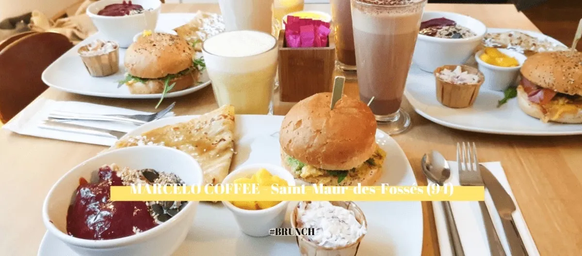 Table de brunch chez Marcelo Coffee à Saint-Maur-des-Fossés : burgers, crêpe et chocolat chaud