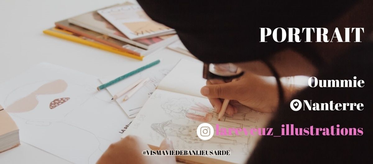 Illustratrice penchée sur sa table de travail dessinant au crayon parmi ses croquis et carnets